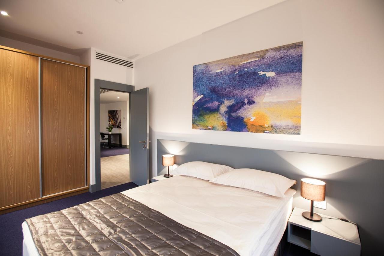 Chagala Ural Residence Atyrau Ngoại thất bức ảnh